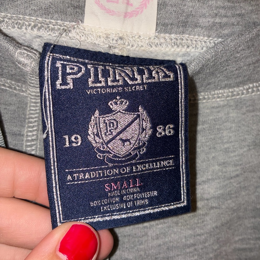 PINK Victoria's Secret Gray Joggers with Hot Pink Logo & Heart - Picture 2 of 2